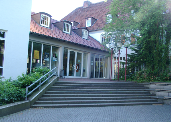 Eingang zum Haus der Jugend in Osnabrück.